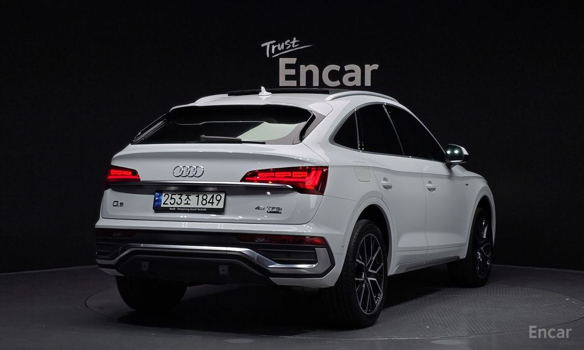 2023 Audi Q5 II (FY) Рестайлинг 45 TFSI Quattro Premium Sportback с пробегом 21 451 км