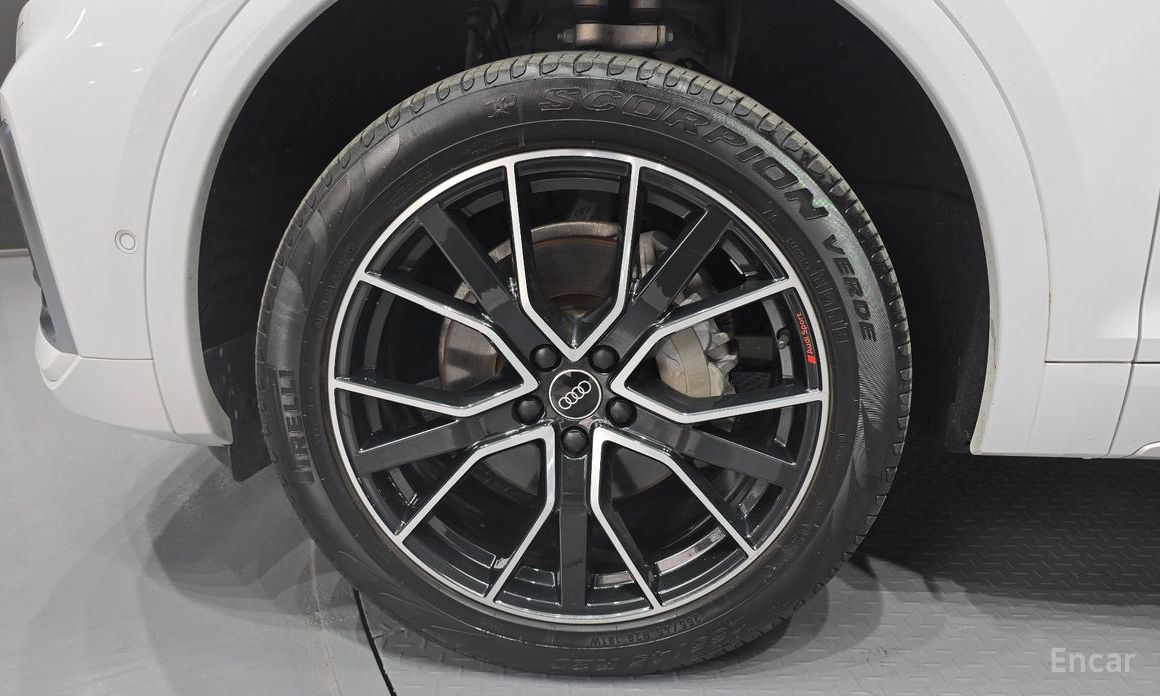 2023 Audi Q5 II (FY) Рестайлинг 45 TFSI Quattro Premium Sportback с пробегом 21 451 км