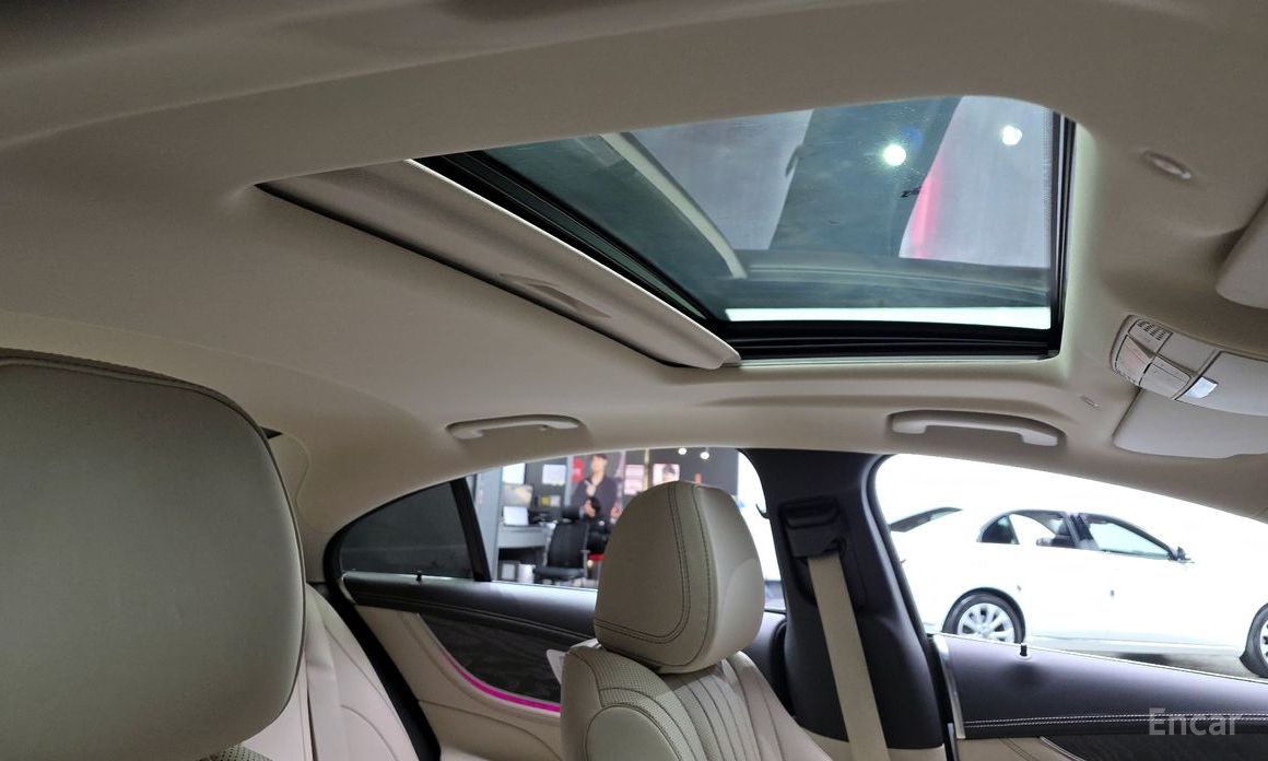 2022 Mercedes-Benz CLS III (C257) Рестайлинг CLS450 4MATIC с пробегом 28 128 км