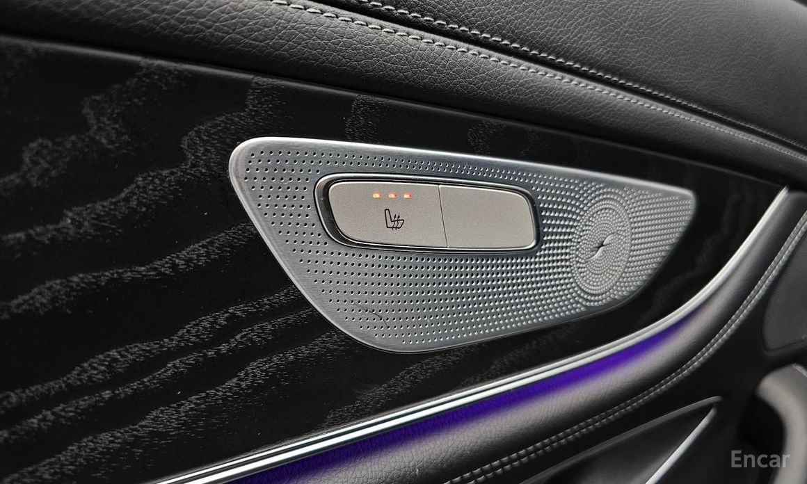 2022 Mercedes-Benz CLS III (C257) Рестайлинг CLS300d 4MATIC с пробегом 53 890 км