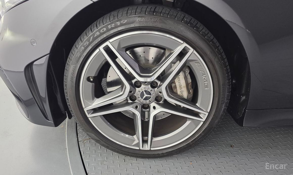 2022 Mercedes-Benz CLS III (C257) Рестайлинг CLS300d 4MATIC с пробегом 20 561 км