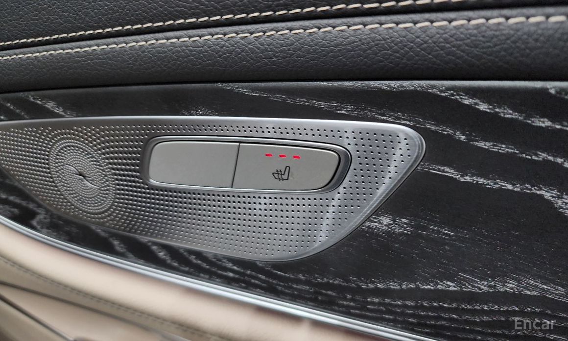 2021 Mercedes-Benz CLS III (C257) Рестайлинг CLS450 4MATIC AMG Line с пробегом 58 550 км