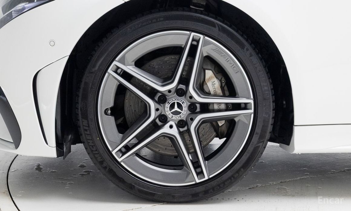 2022 Mercedes-Benz CLS III (C257) Рестайлинг CLS300d 4MATIC с пробегом 38 322 км
