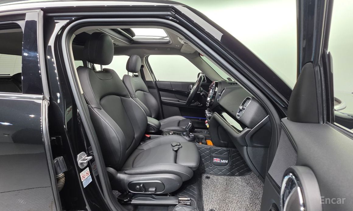 2022 Mini Countryman II Рестайлинг Classic 2nd с пробегом 43 704 км