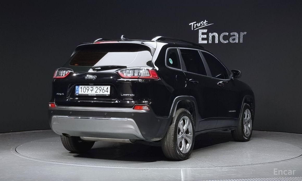 2022 Jeep Cherokee V (KL) Рестайлинг 2.4 Limited AWD с пробегом 36 360 км