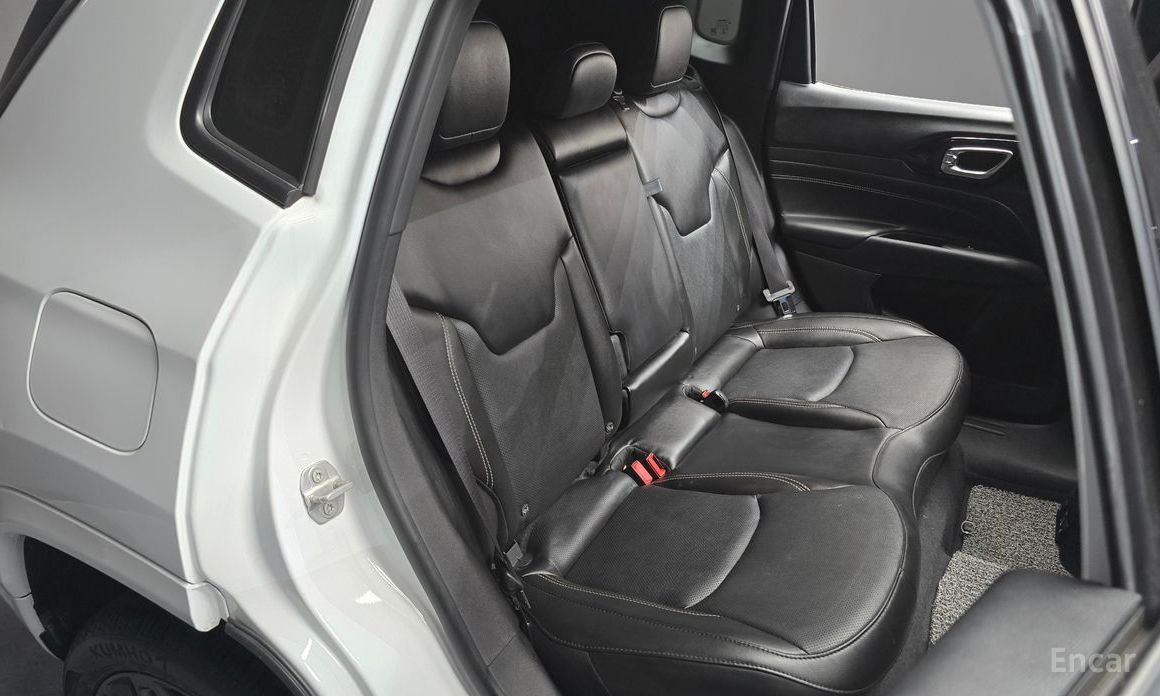 2022 Jeep Compass II Рестайлинг S2.4 AWD с пробегом 56 118 км