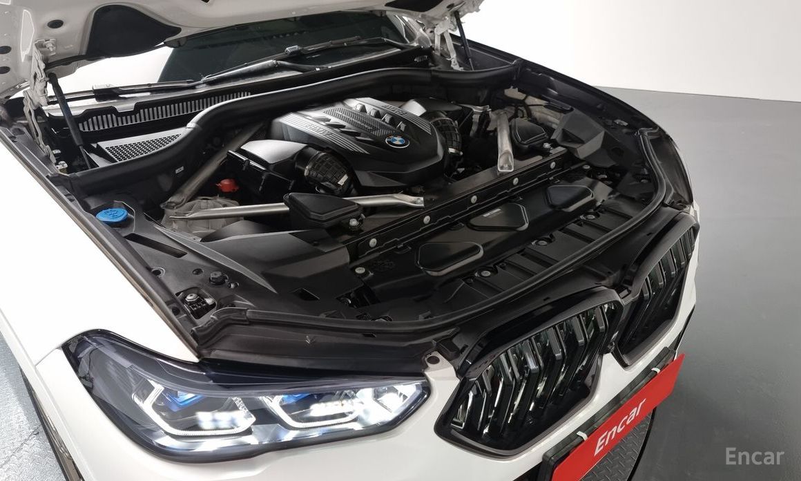 2022 BMW X6 III (G06) M50i с пробегом 61 767 км