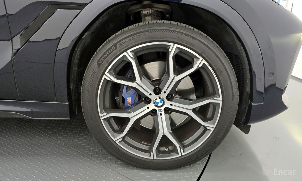 2022 BMW X6 III (G06) xDrive40i M Sport с пробегом 39 028 км
