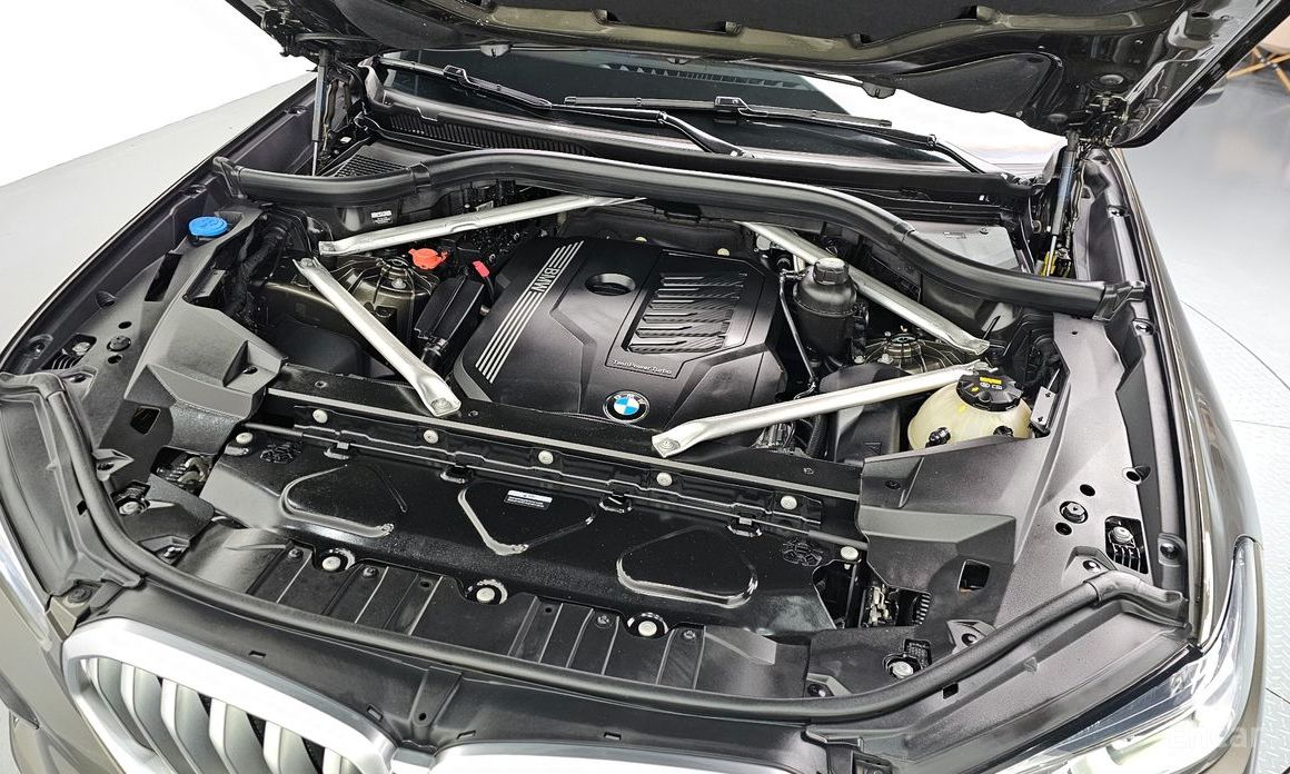 2022 BMW X6 III (G06) xDrive40i M Sport с пробегом 67 323 км