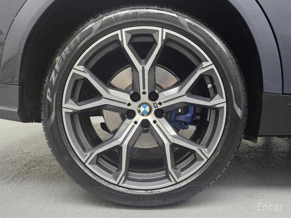 2022 BMW X6 III (G06) xDrive40i M Sport с пробегом 12 114 км