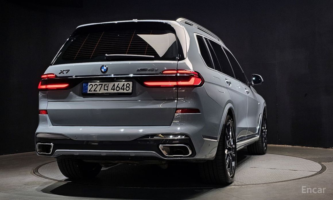 2025 BMW X7 I (G07) Рестайлинг xDrive 40d M Sport 6STR с пробегом 5 087 км