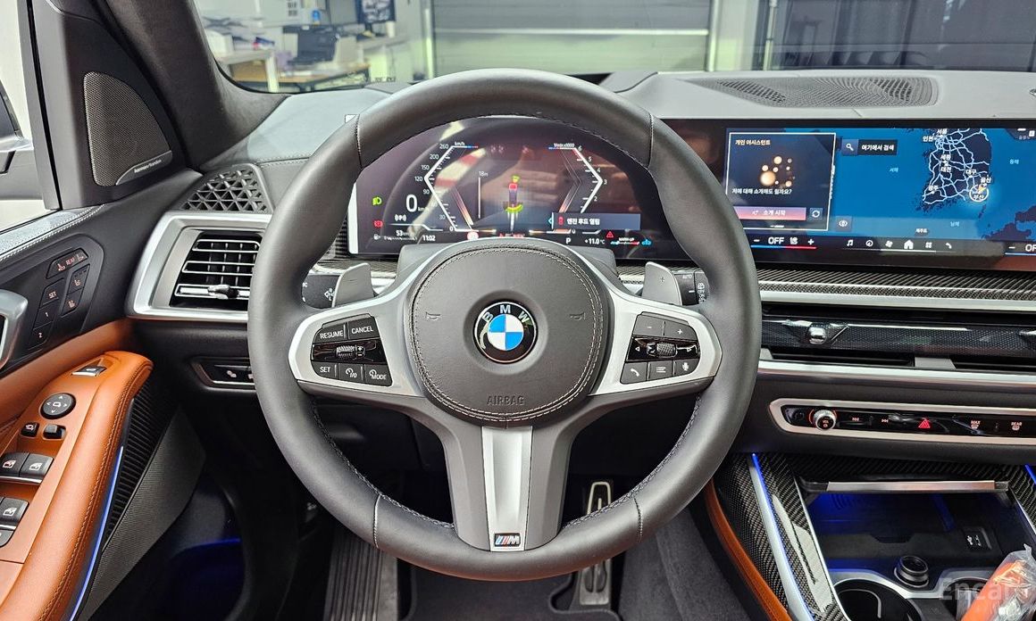 2025 BMW X7 I (G07) Рестайлинг xDrive 40d M Sport 7 STR с пробегом 5 331 км