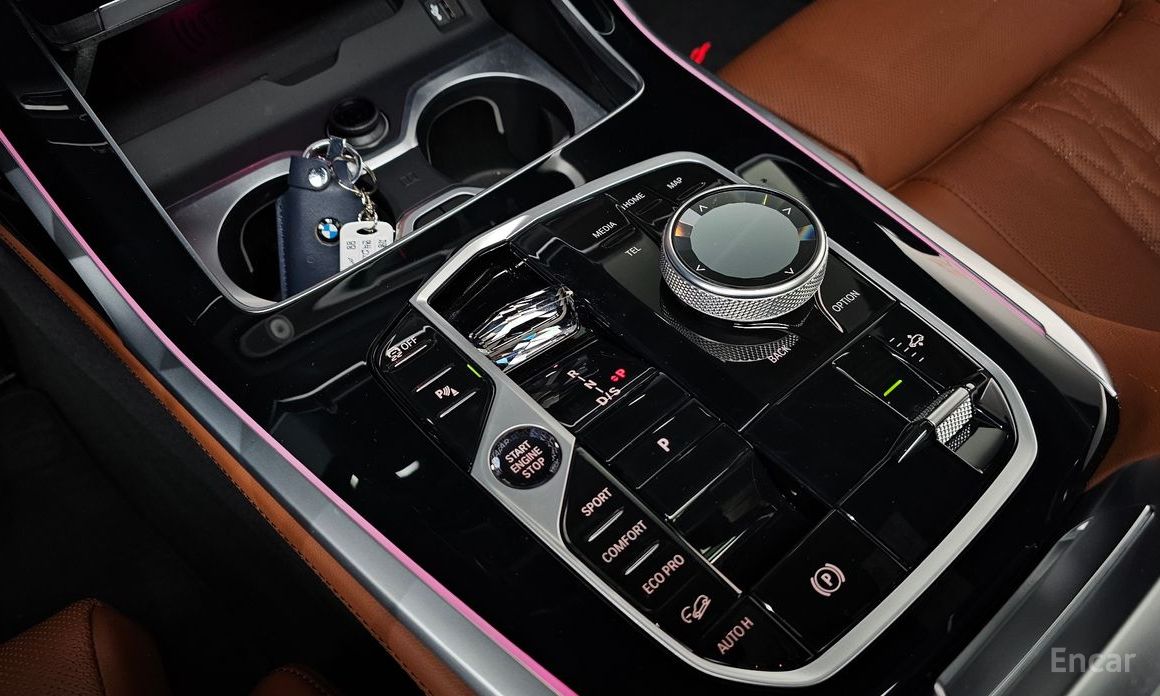 2024 BMW X7 I (G07) Рестайлинг xDrive 40d M Sport 7 STR с пробегом 19 633 км