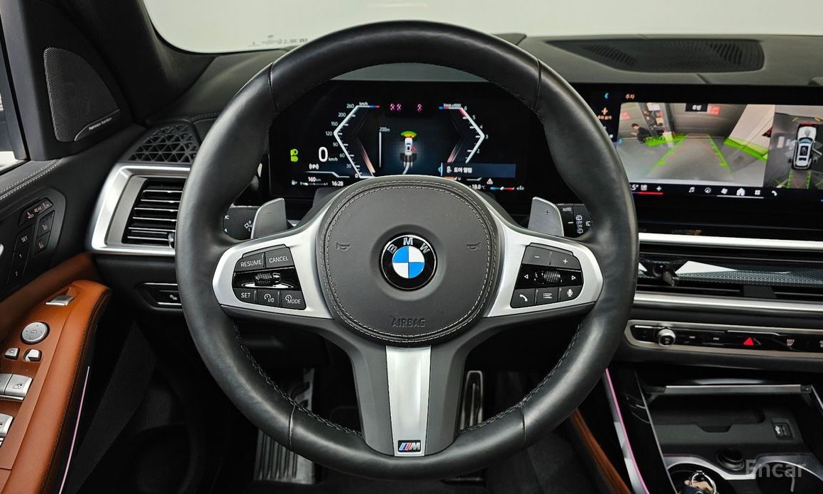 2024 BMW X7 I (G07) Рестайлинг xDrive 40d M Sport 7 STR с пробегом 19 633 км