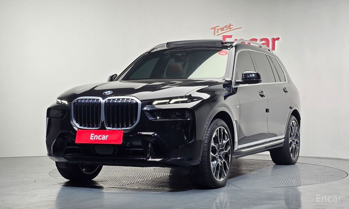 2025 BMW X7 I (G07) Рестайлинг xDrive 40i M Sport 6STR с пробегом 31 954 км