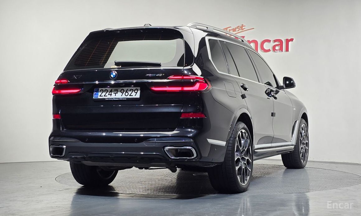 2025 BMW X7 I (G07) Рестайлинг xDrive 40i M Sport 6STR с пробегом 31 954 км