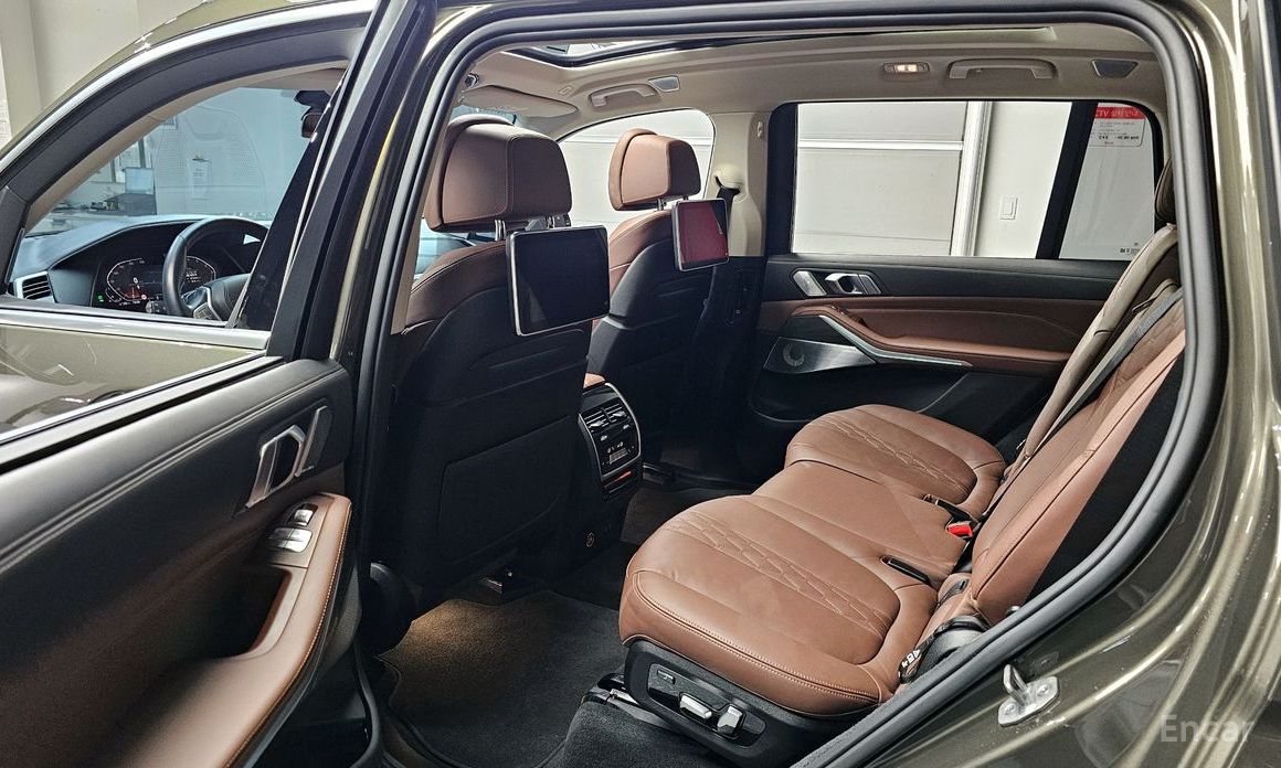 2022 BMW X7 I (G07) xDrive 40i Design Pure Excellence 7-Seater с пробегом 67 377 км