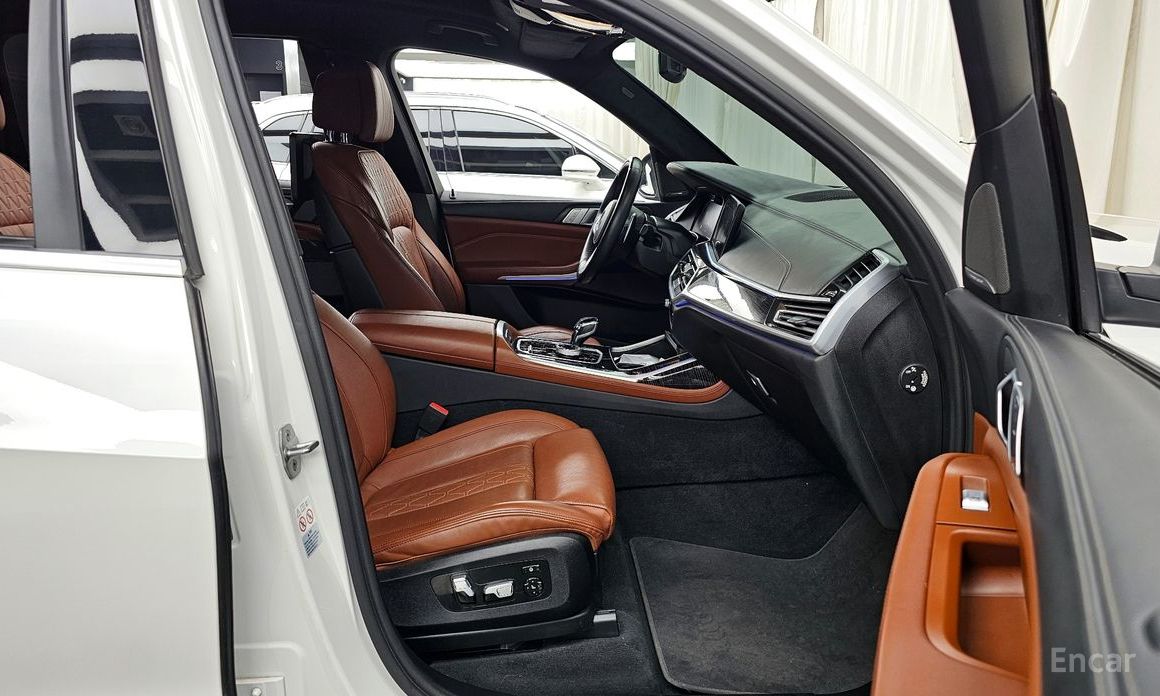 2022 BMW X7 I (G07) xDrive 40i M Sport 6STR с пробегом 63 032 км