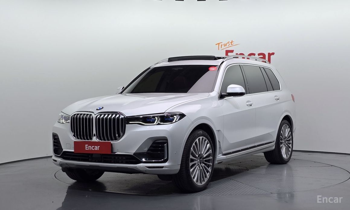 2022 BMW X7 I (G07) xDrive 40i Design Pure Excellence 6-Seater с пробегом 28 932 км