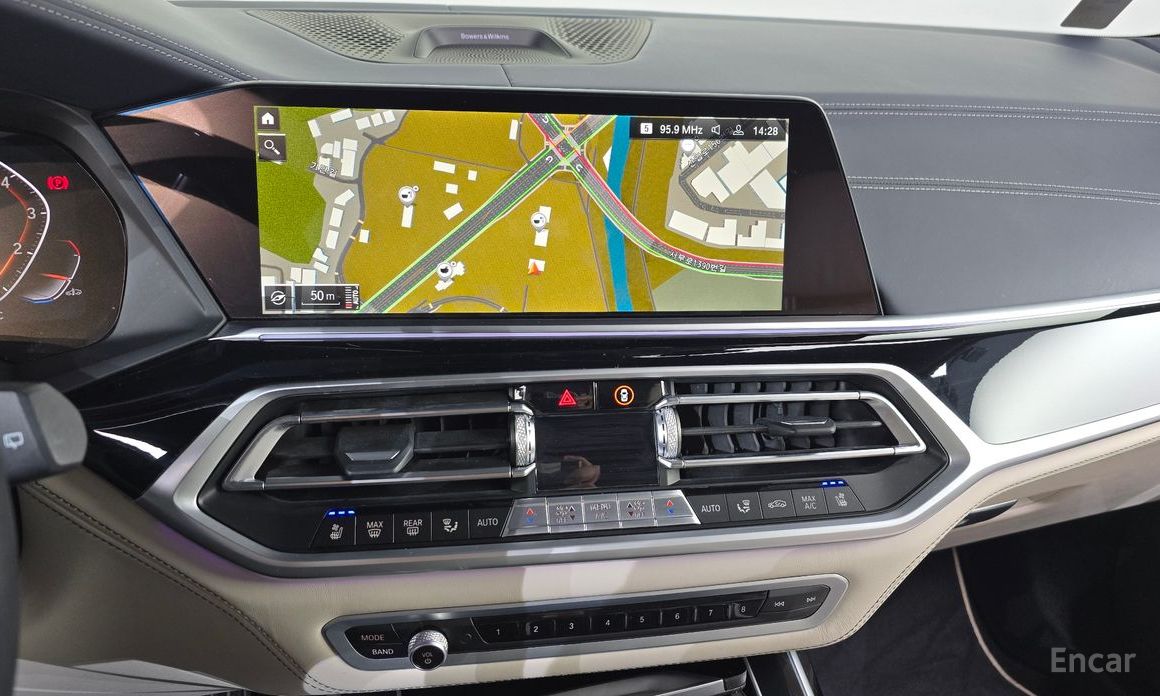 2022 BMW X7 I (G07) xDrive 40i M Sport Online Exclusive Edition 6 Seater с пробегом 55 519 км