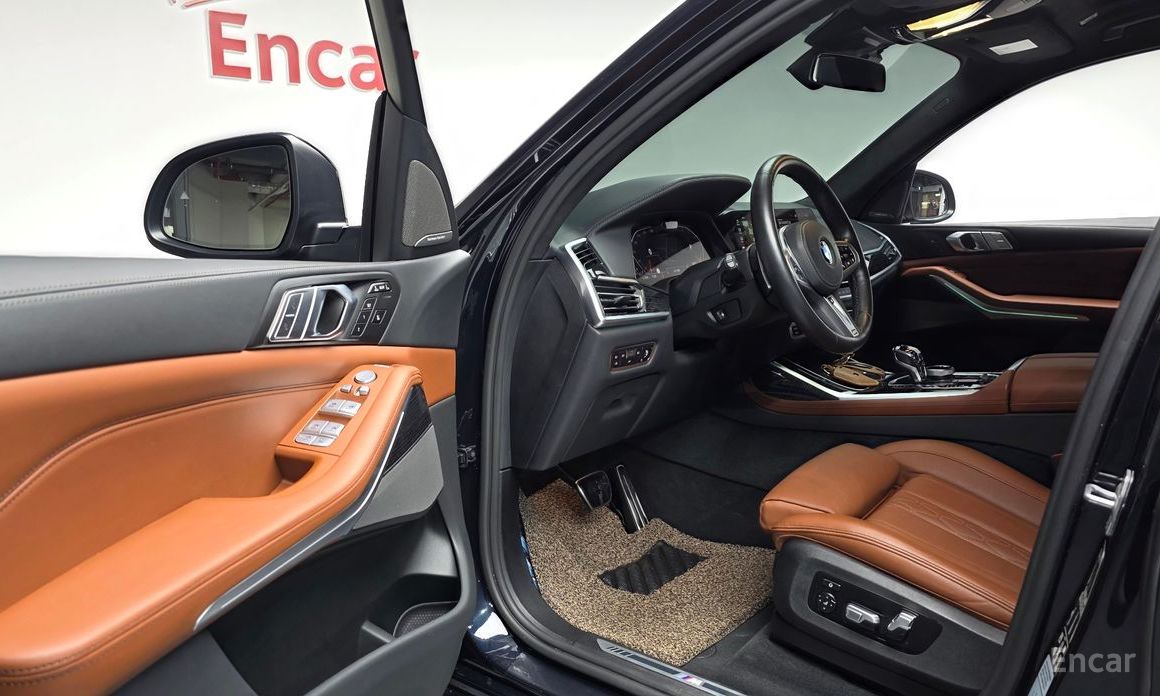 2022 BMW X7 I (G07) xDrive 40i M Sport 6STR с пробегом 31 333 км