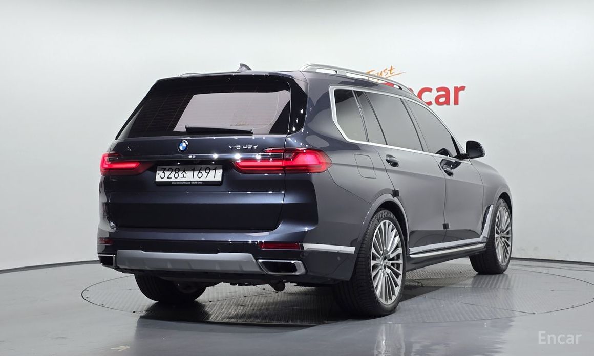 2022 BMW X7 I (G07) xDrive 40d Design Pure Excellence 7-Seater с пробегом 36 982 км