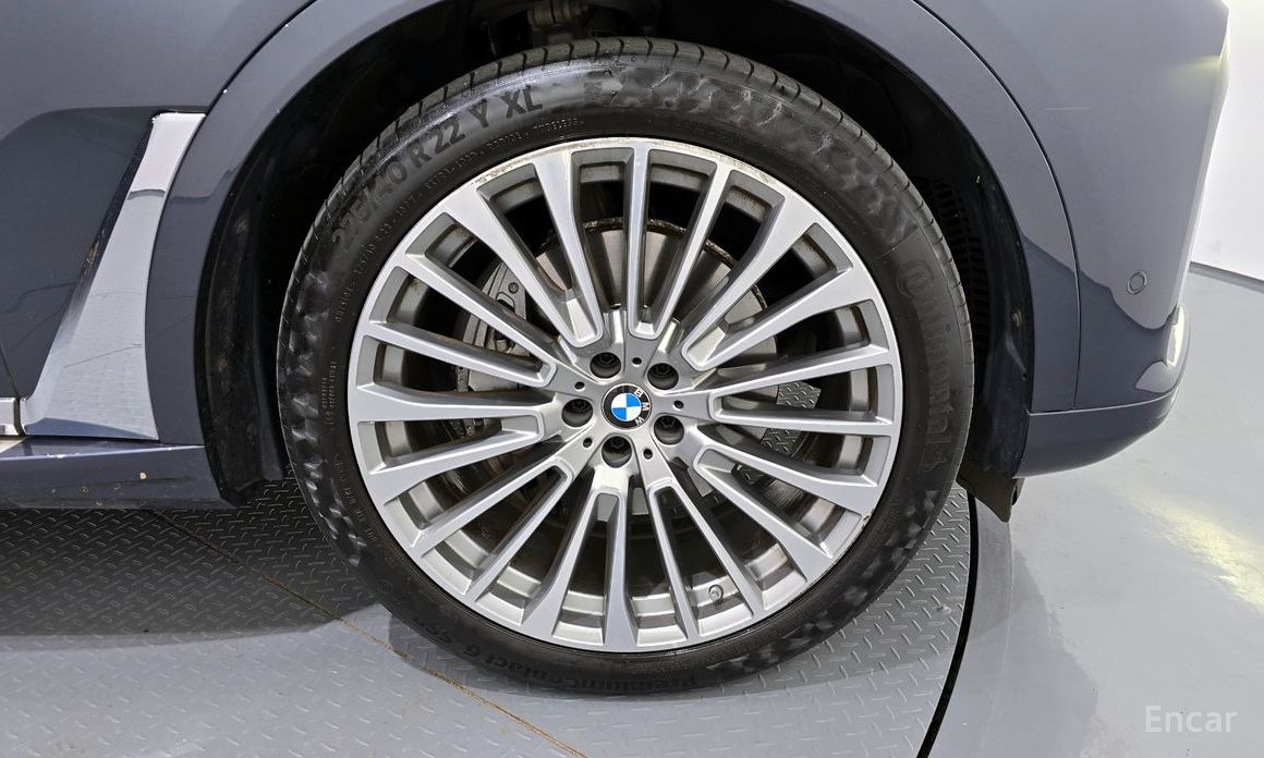 2022 BMW X7 I (G07) xDrive 40d Design Pure Excellence 7-Seater с пробегом 36 982 км