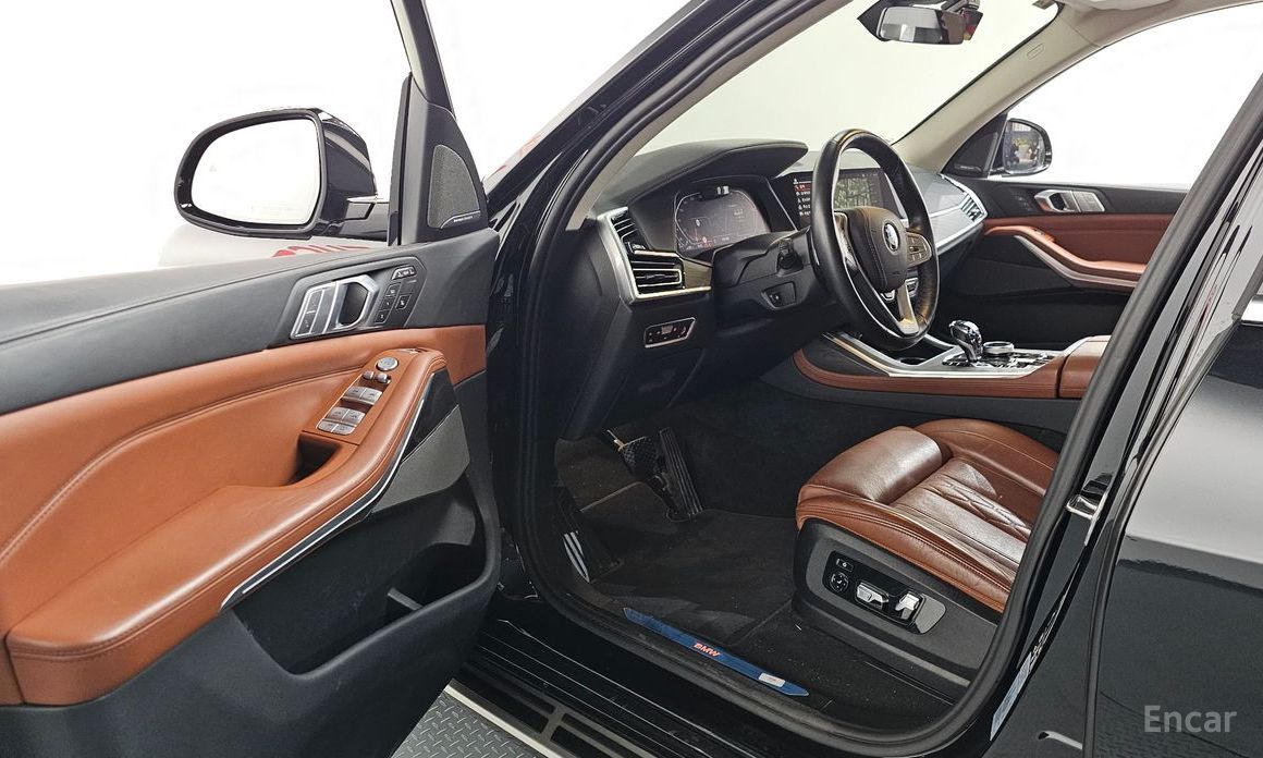 2022 BMW X7 I (G07) xDrive 40d Design Pure Excellence 6-Seater с пробегом 83 318 км