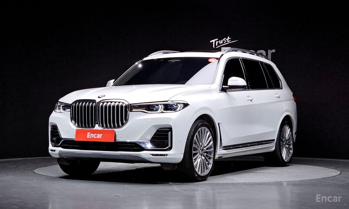 2022 BMW X7 I (G07) xDrive 40i Design Pure Excellence 6-Seater с пробегом 113 857 км