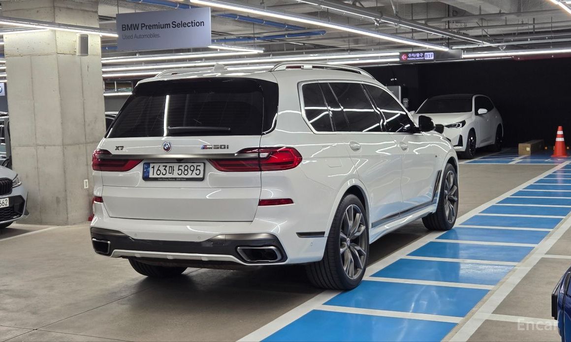 2022 BMW X7 I (G07) M50i 6STR с пробегом 44 400 км