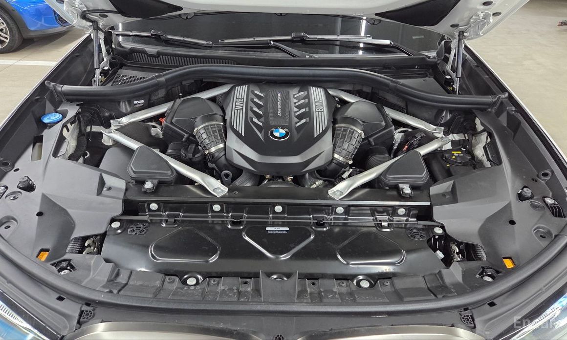2022 BMW X7 I (G07) M50i 6STR с пробегом 44 400 км