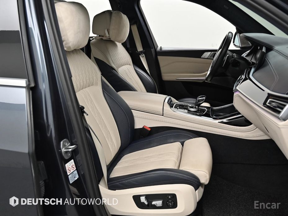 2022 BMW X7 I (G07) M50i 6STR с пробегом 97 929 км