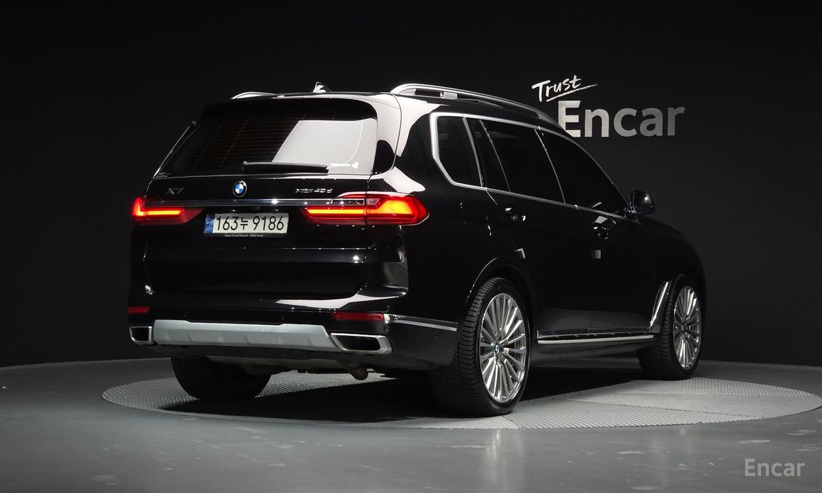 2022 BMW X7 I (G07) xDrive 40d Design Pure Excellence 6-Seater с пробегом 34 112 км