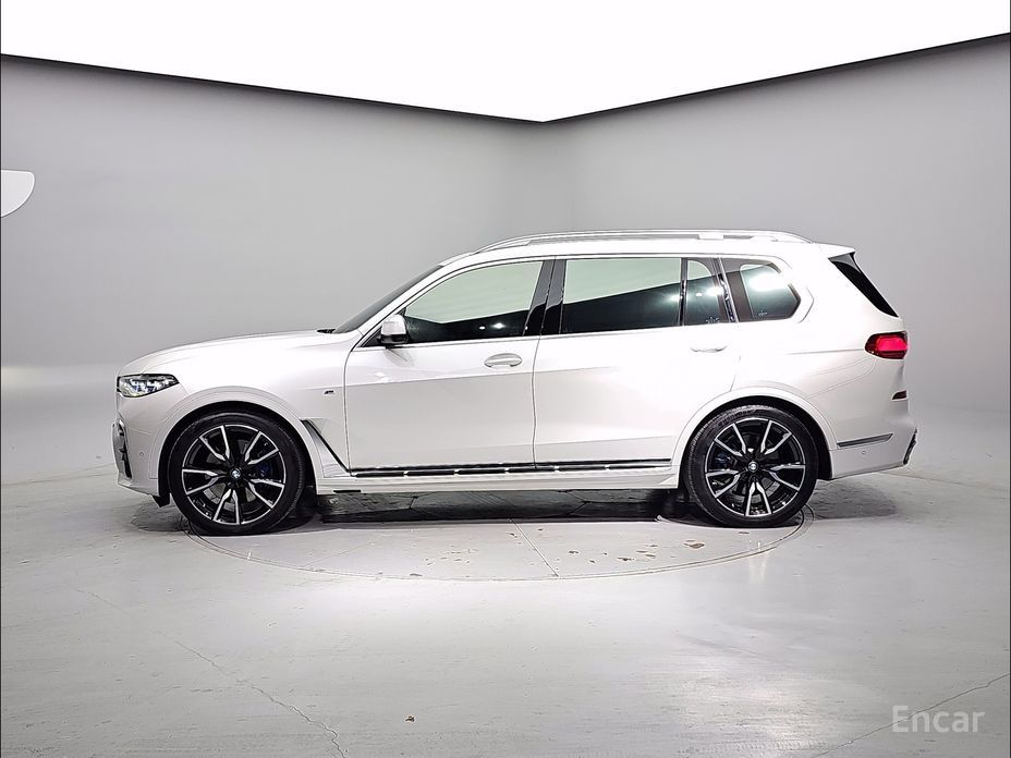 2022 BMW X7 I (G07) xDrive 40d M Sport 6STR с пробегом 78 520 км