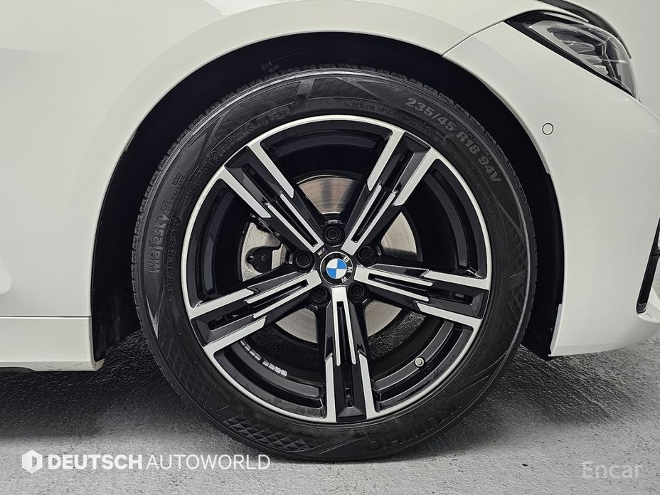2021 BMW 4 серии G22, G23, G26 420i M Sport Convertible с пробегом 72 807 км