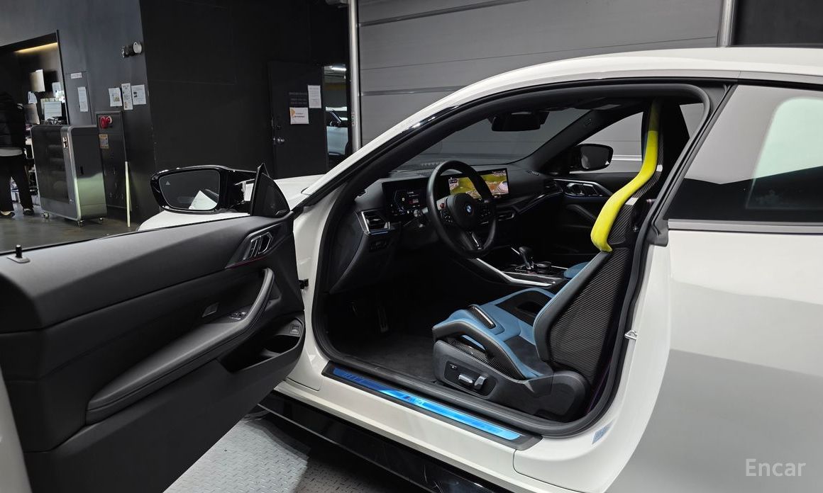 2023 BMW M4 G82/G83 M4 Competition M xDrive с пробегом 9 881 км