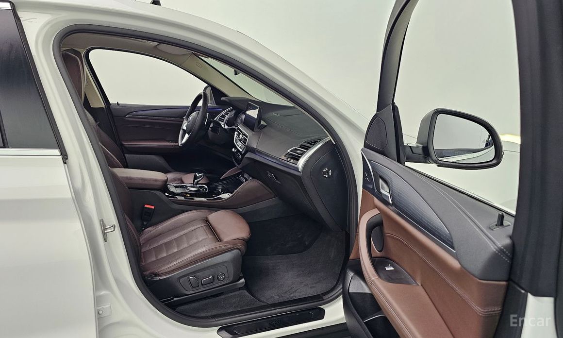 2025 BMW X4 II (G02) Рестайлинг xDrive20i xLine с пробегом 8 768 км