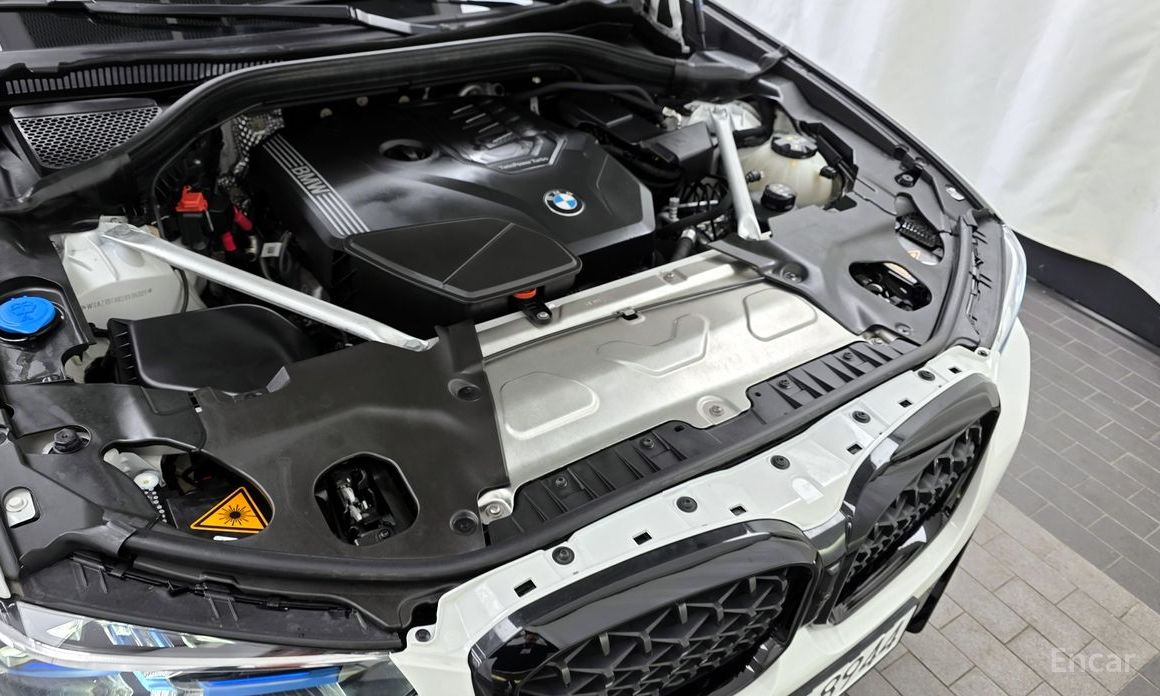 2025 BMW X4 II (G02) Рестайлинг xDrive20i M Sports Pro с пробегом 9 698 км