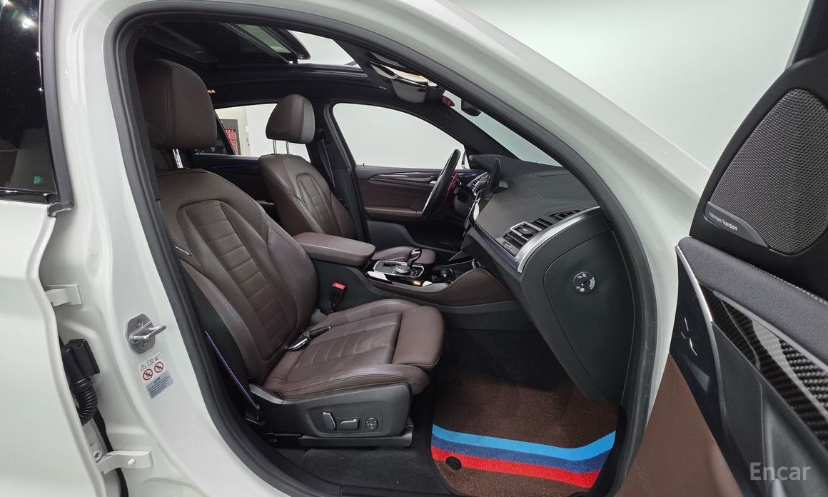 2023 BMW X4 II (G02) Рестайлинг xDrive20i M Sports Pro с пробегом 40 024 км