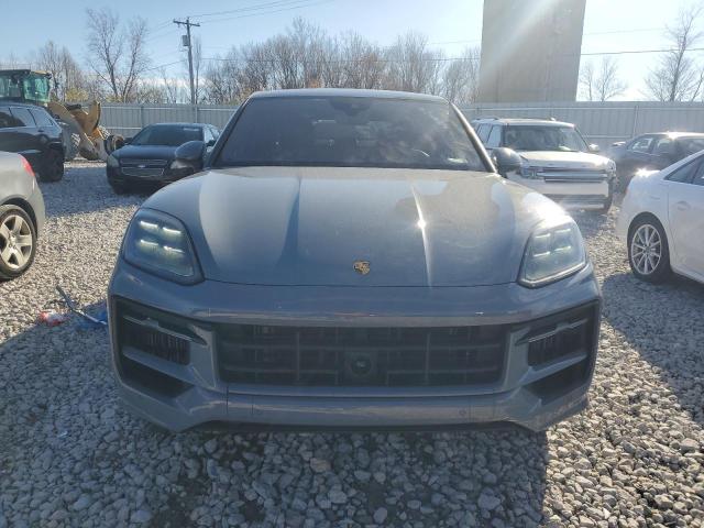 PORSCHE CAYENNE COUPE 2023