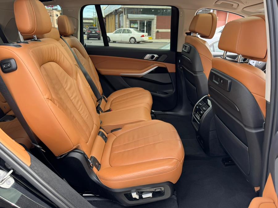 BMW X7 XDRIVE40I 2021