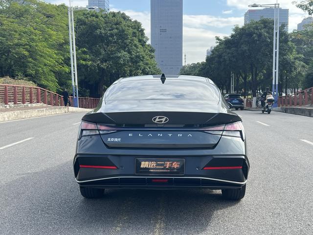 HYUNDAI ELANTRA 2023