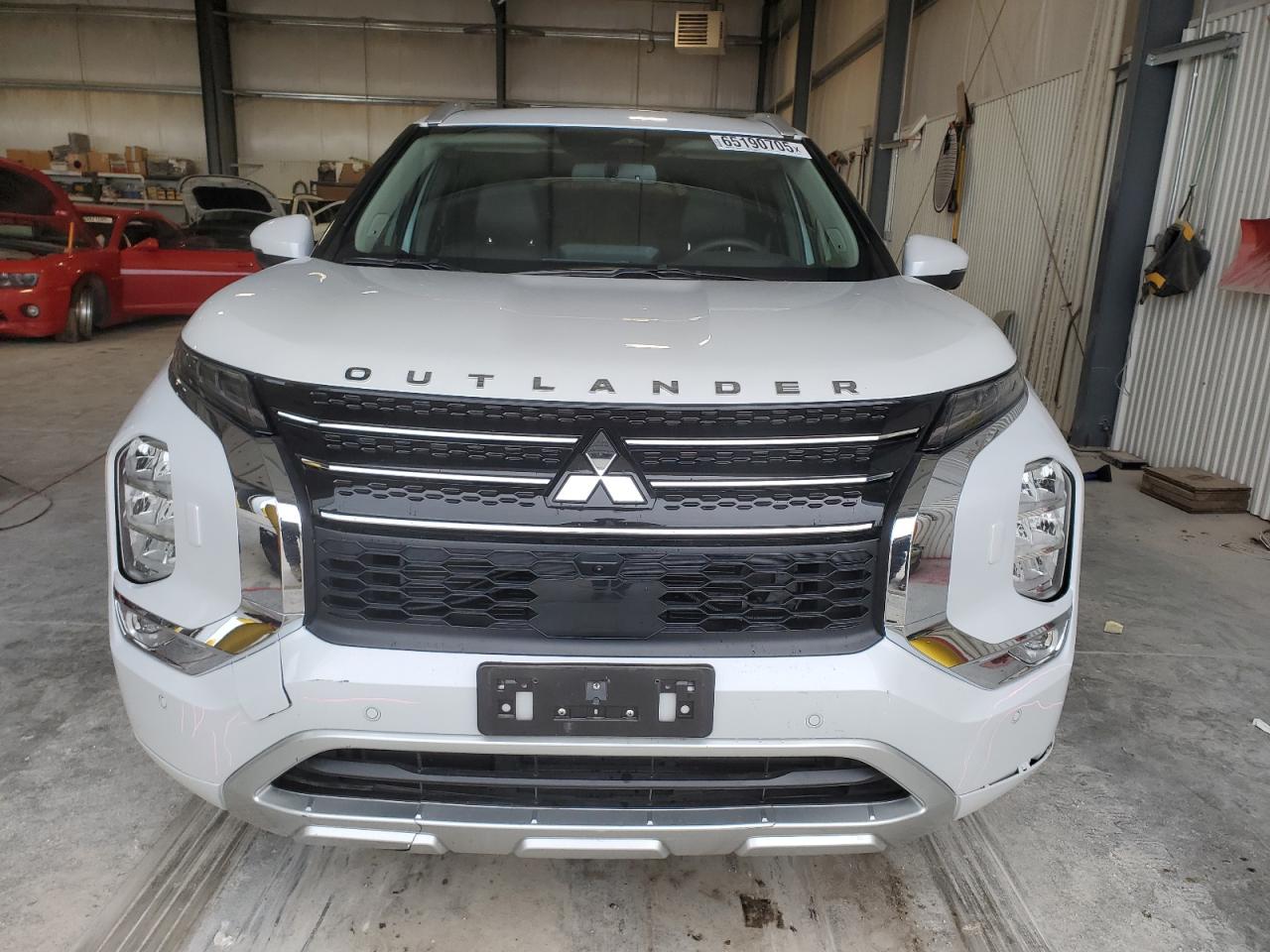 MITSUBISHI OUTLANDER SEL 2023