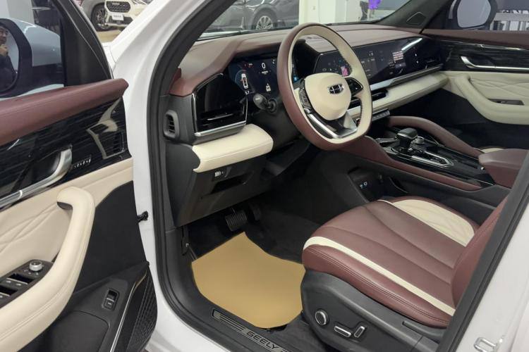 Geely Monjaro 2021