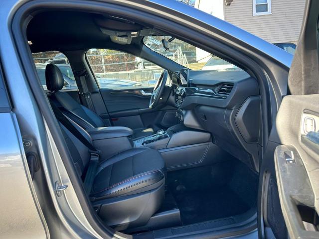 FORD ESCAPE ST LINE 2024