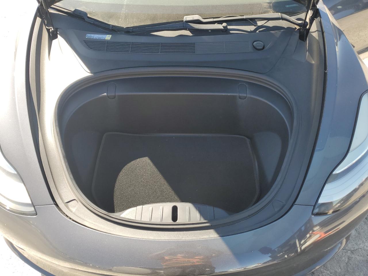 TESLA MODEL 3 2018