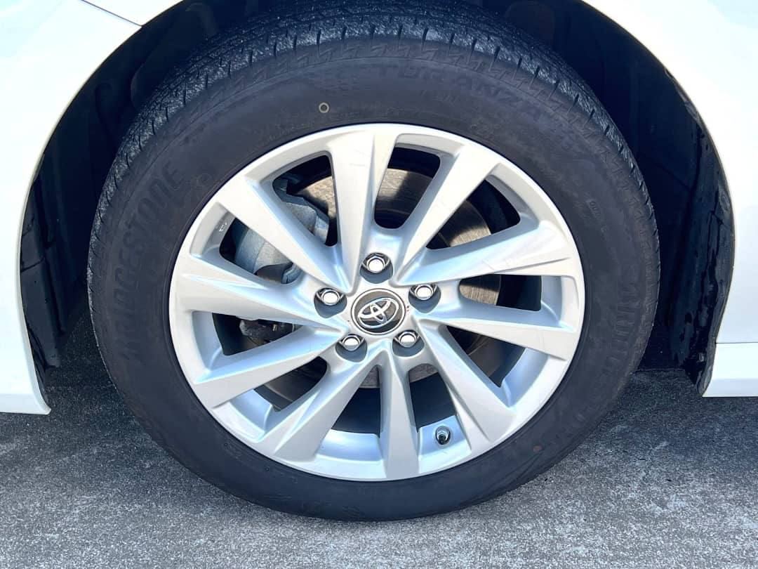 TOYOTA CAMRY 2023