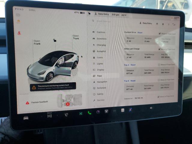TESLA MODEL 3 2022