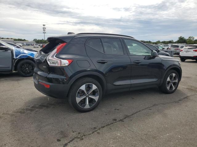 VOLVO XC40 PLUS 2023