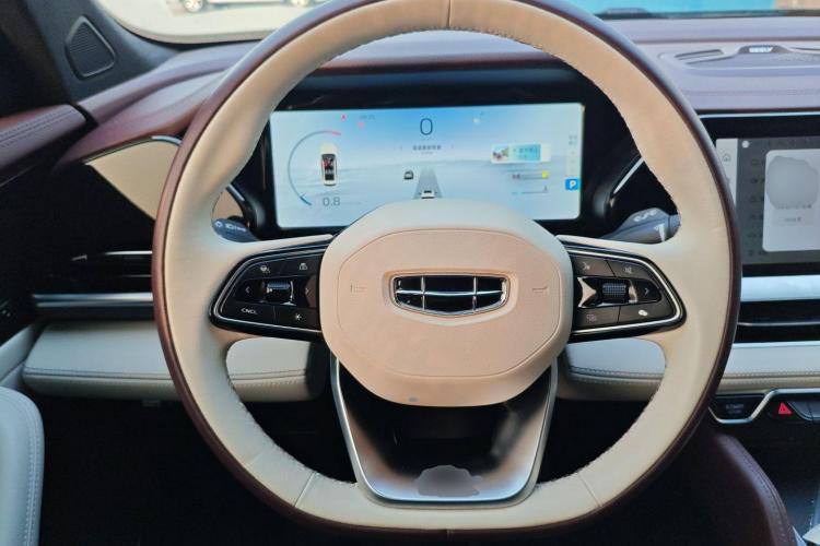 Geely Xingyue L 2021